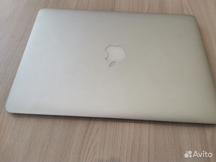 Apple MacBook Air 13 Mid12