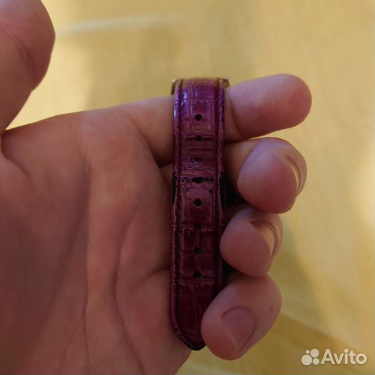 Продаю часы Circle-Oval