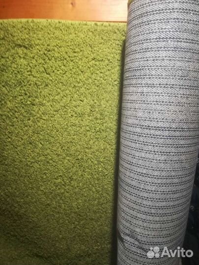 Ковёр цвета молодой травы с ворсом