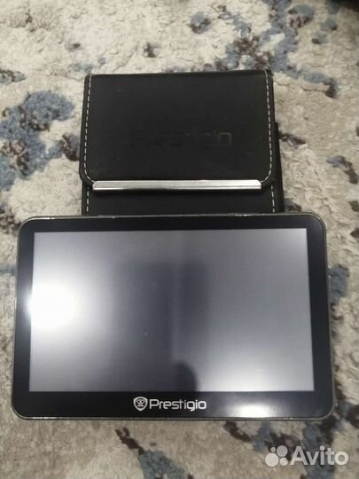 Навигатор в авто Prestigo