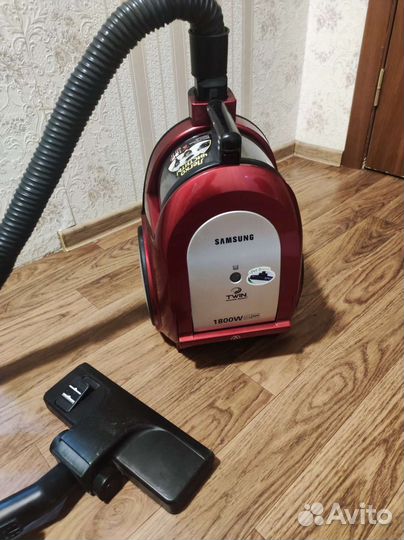 Пылесос Samsung 1800w