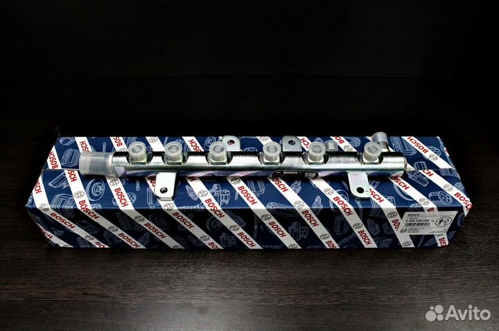 Рампа топливная Bosch 0445226042