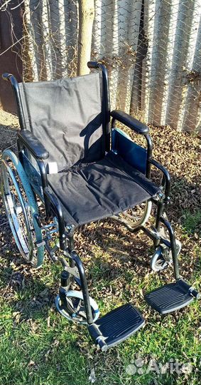 Инвалидная коляска