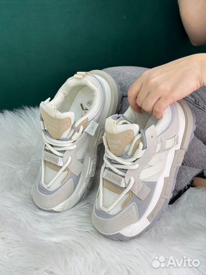 Кроссовки женские тип Tom Ford