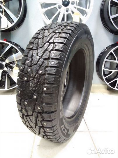 Pirelli Winter Ice Zero 175/65 R14 82T