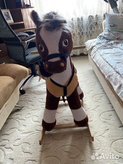 Детская качалка лошадь