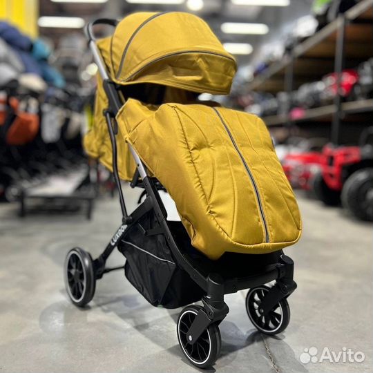 Коляска прогулочная Luxmom v3