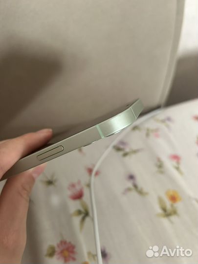 iPhone 12, 64 ГБ
