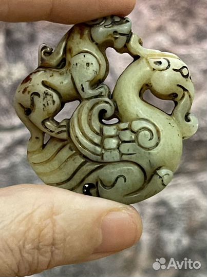 Жетон из нефрита. Старый Китай