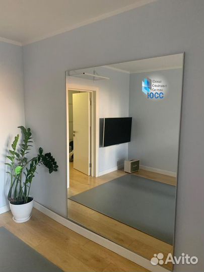 Зеркало 100х100 из серебра