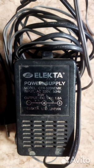 Портативный телевизор Elekta E-530 (Япония)