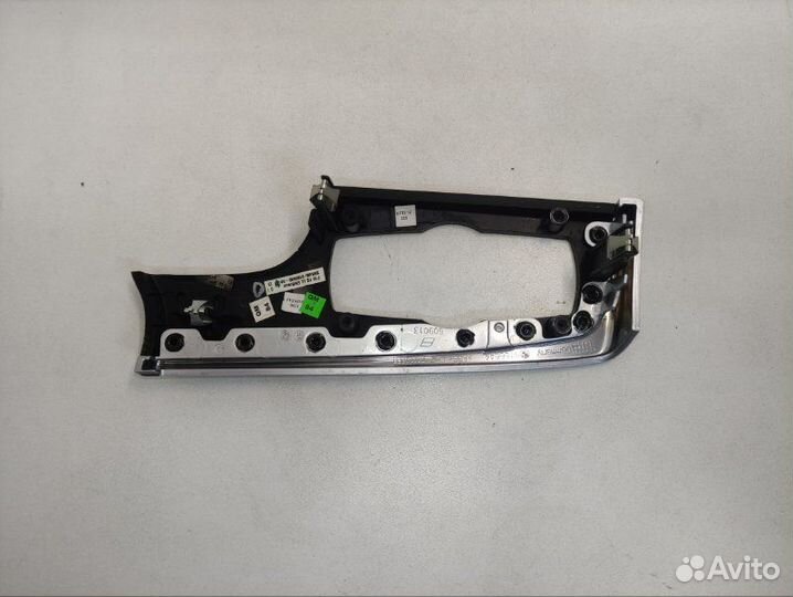 Накладка торпеды Bmw 535 Xi F10 2011