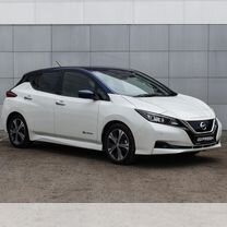 Nissan Leaf AT, 2018, 75 611 км, с пробегом, цена 1 800 000 руб.