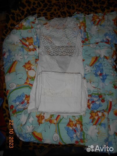 Бортики в детскую кроватку и комплект белья