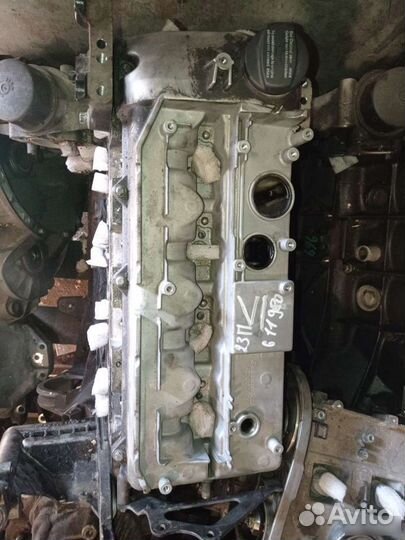 Меrcеdеs W638 V-Class Клапанная крышка 2.2 CDI