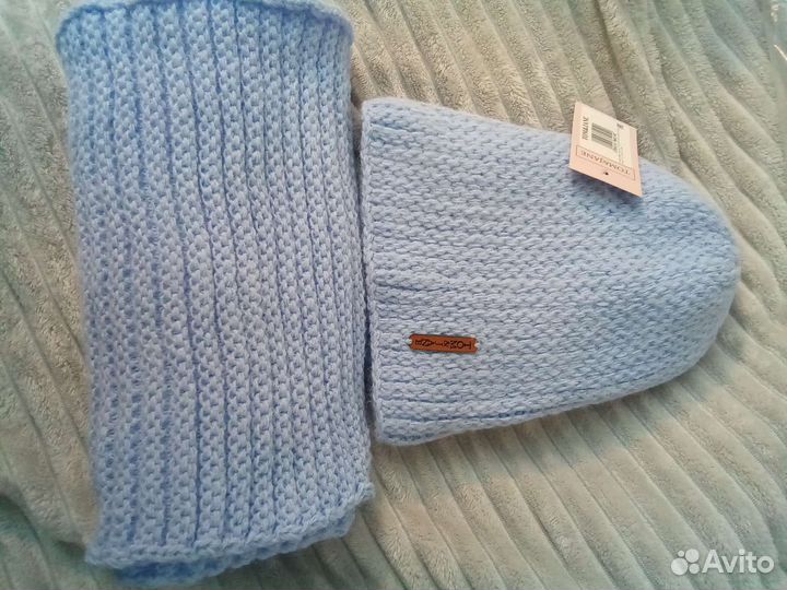 Шапка женская зимняя с флисом со снудом