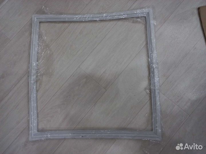 Прокладка на холодильник Бирюса 56*57см