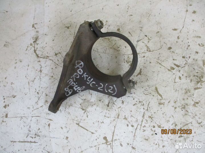 Кронштейн правого привода Форд Фокус 2