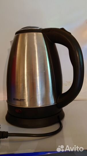 Чайник Scarlett
