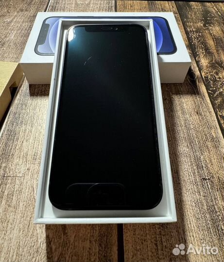 iPhone 12 mini, 64 ГБ