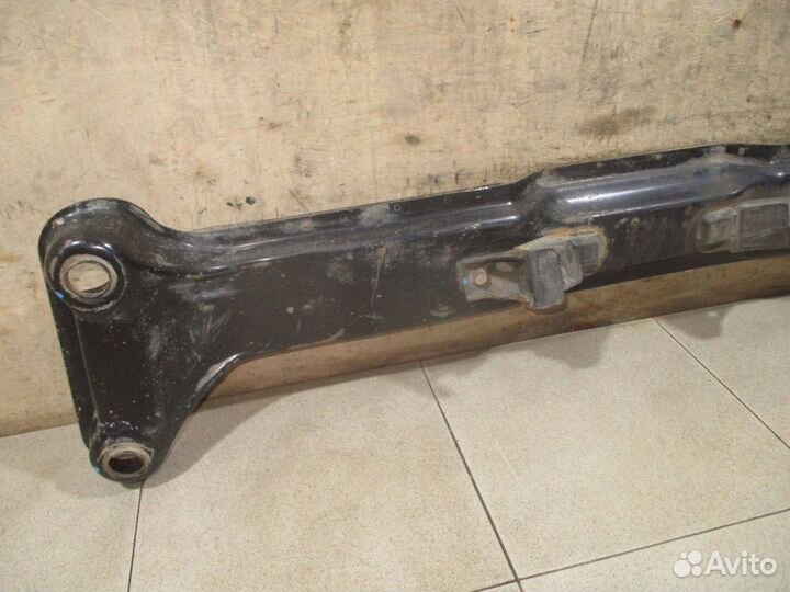 Балка Mitsubishi Pajero 4