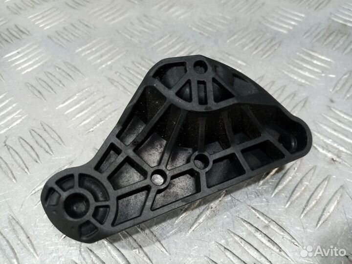 Б/У Промежуточный рычаг переключения переда#001