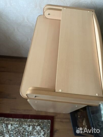 Пелинальный столик