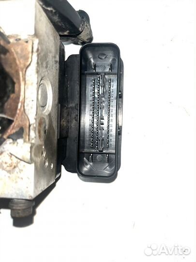 Блок ABS VW Golf 6 (1.4 )