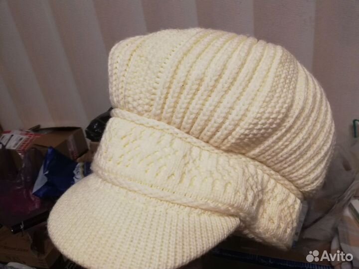 Шапка женская вязаная