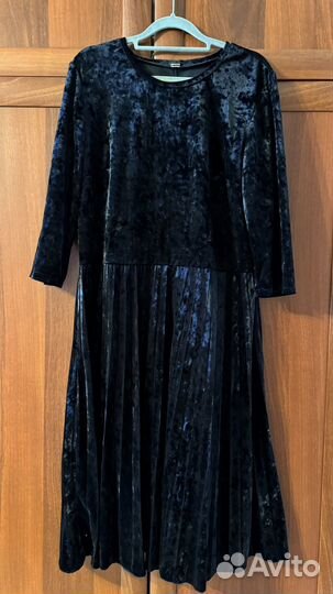 Платье велюр черное 54 размер