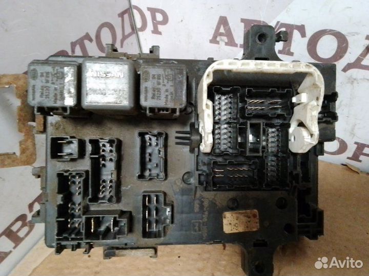 Блок предохранителей Nissan Primera P11 1.8 1999