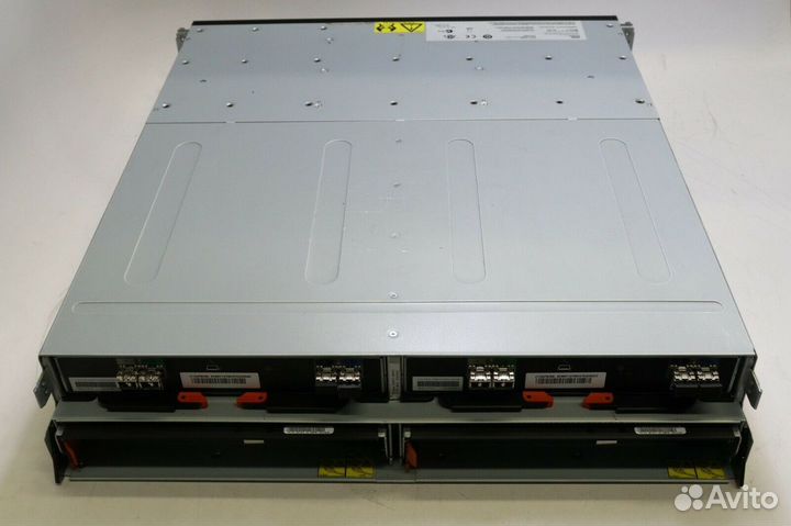 IBM system storage DS8000 24-bays