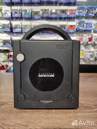 Игровая консоль из 90х Game Cube + джойстик