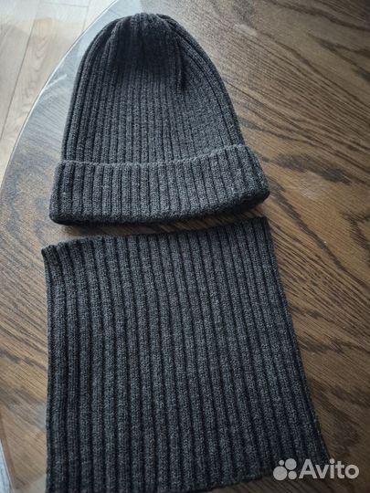 Комплект шапка и снуд