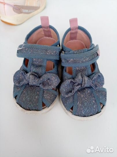 Кроссовки для девочки 22 размер