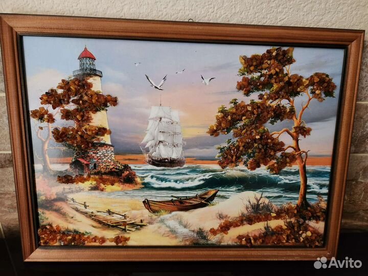 Картина с янтарем