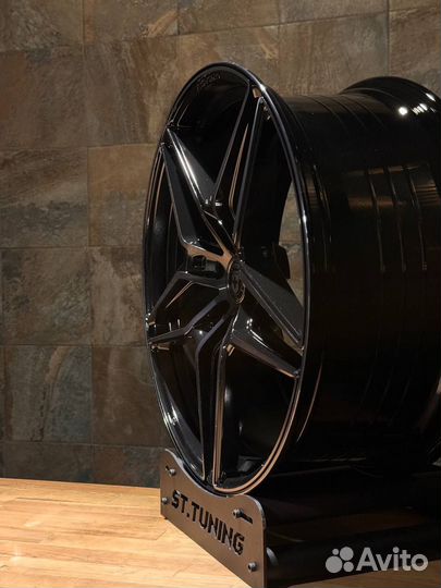 Новые литые диски R20 5x108 HRE Design