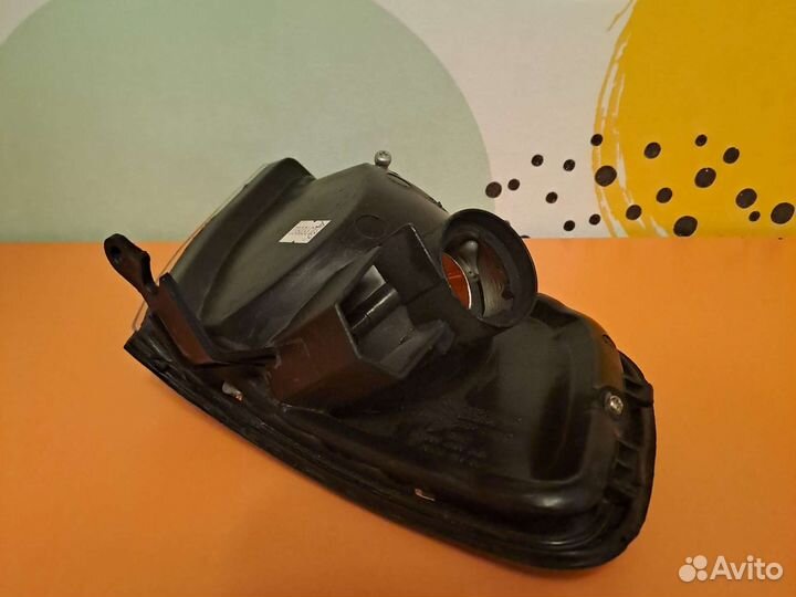 Указатель поворота левый Nissan Maxima A32 1995-20