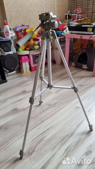 Тренога, штатив для видео и фото техники