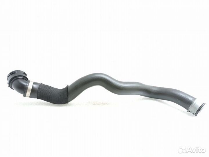 Патрубок системы охлаждения Mercedes-Benz E-Class