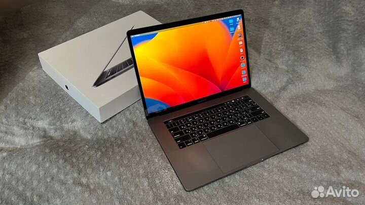 Apple MacBook Pro 15 2018 i7/16gb/512gb (A1990)