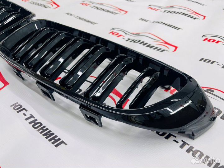 Ноздри BMW 4 f32 в стиле М4 черный глянец Bmw