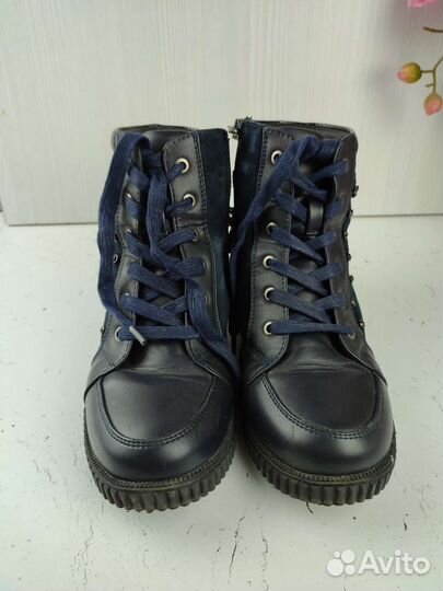 Ботинки демисезонные для девочки 34