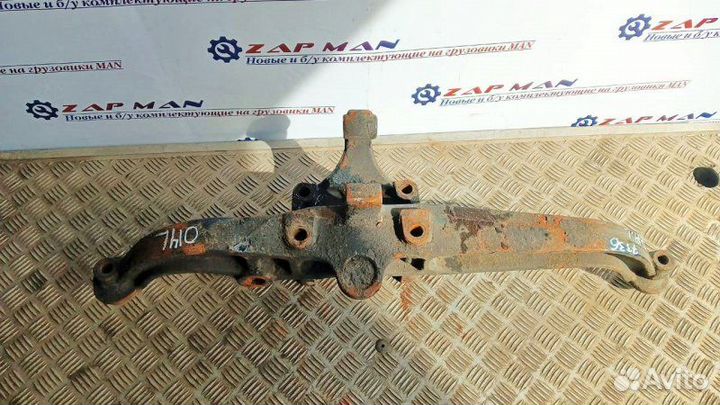 Кронштейн пневмоподушки левый Man Tga Tgs Tgx