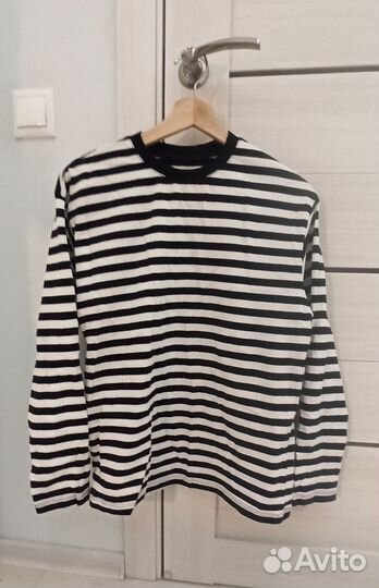 Лонгслив в полоску befree