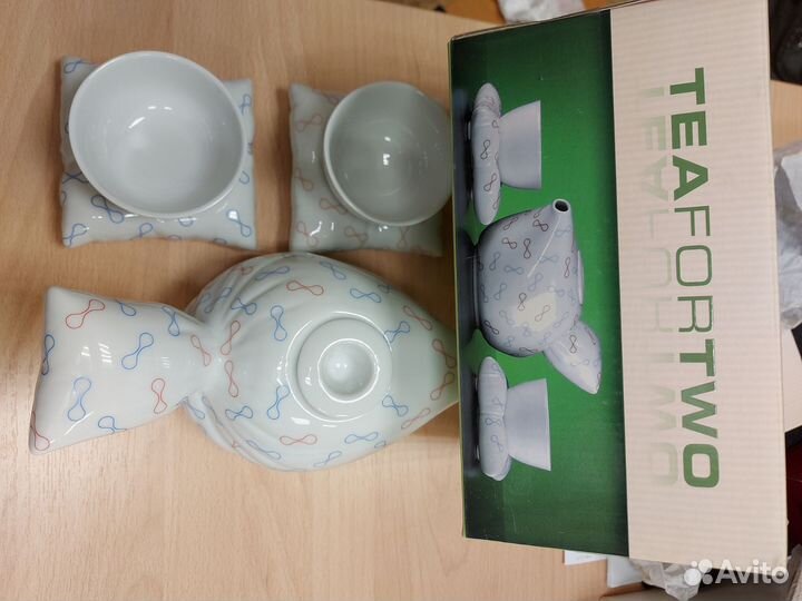 Набор столовой посуды новый