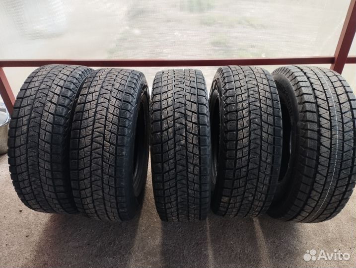 Bridgestone Blizzak DM-V1 265/70 R16 112R