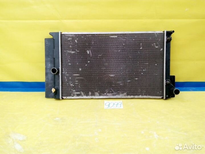Toyota Corolla 150 Радиатор охлаждения