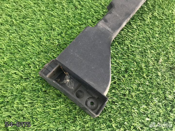 Кронштейн бампера заднего Audi A6 C6