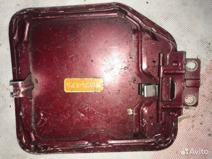 Лючок бензобака Mitsubishi Rvr N11W 4D68